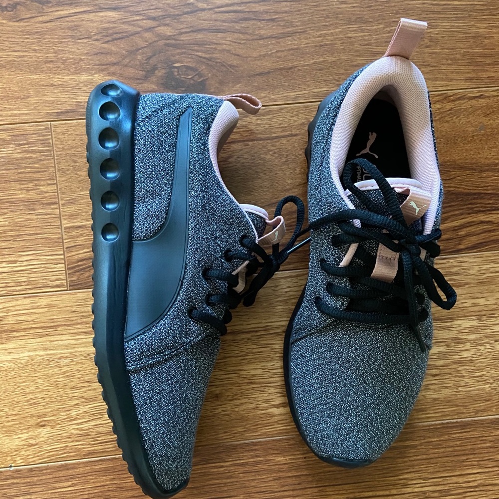 PUMA Knit Lace-Up Sneakers - Carson 2 Knit. Size 8